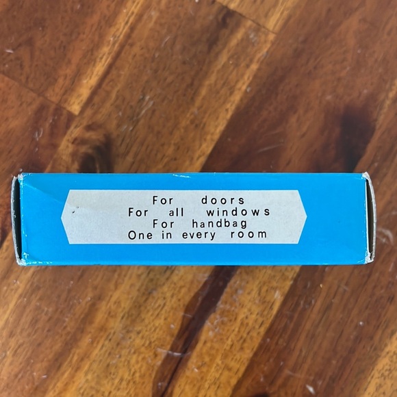 Vintage S.O.S Buzzer~Burglar Alarm & Light~NIB~Made in Hong Kong - Picture 6 of 12